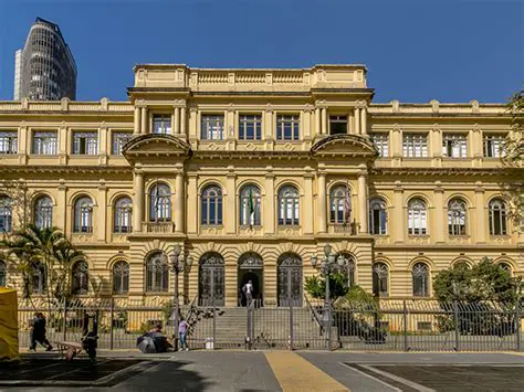 A Primeira Escola Normal do Brasil