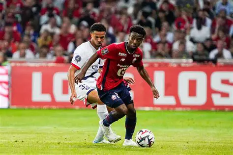 Angel Gomes : L'Étoile Montante du Football Anglais et son Parcours Éblouissant