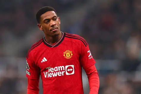 Anthony Martial: La Compleja Ruta de un Talento Incomprendido en el Manchester United