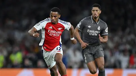 Arsenal Dzi Atlético Madrid: Nkɔmhyɛ, Asɛm Nhoma, ne Nhwɛhwɛmu