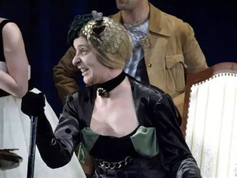 CV intelectual de cinci versuri