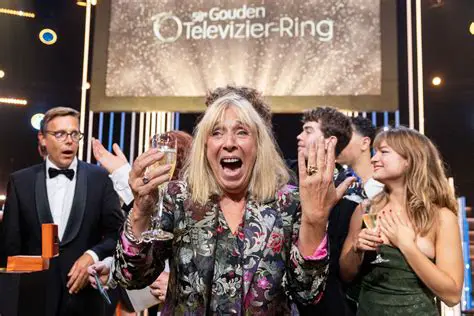 De Televizier Ring 2025: Een Vooruitblik op de Strijd om de Meest Begeerde Televisieprijs