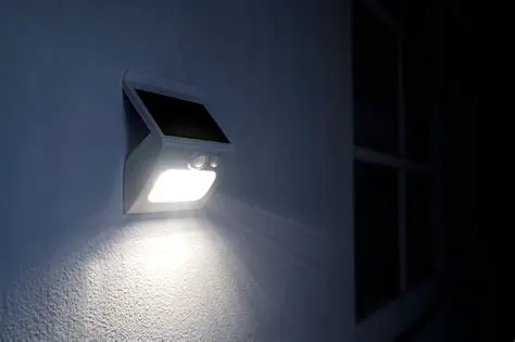 Equipamentos para Controle de Energia e Luminosidade