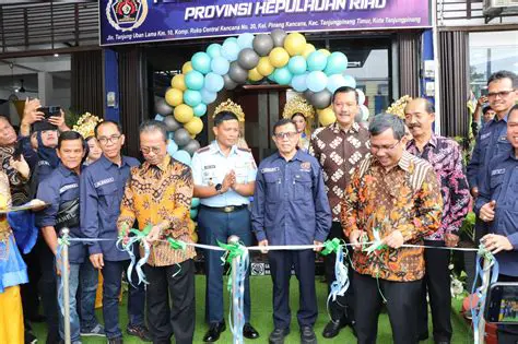 فؤاد الزهواني: قصة نجاح ملهمة في عالم الأعمال والتكنولوجيا