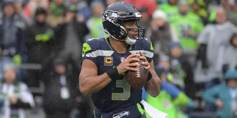 IIIGiants Targeting Russell Wilson: A Bold QB Move for New York?