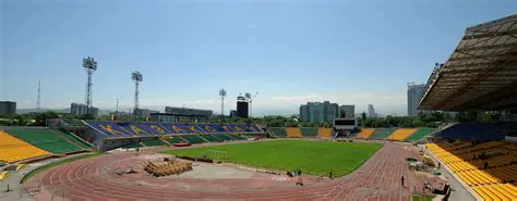 Кайрат и Пафос: Разграничение Истинного Духа от Внешней Демонстрации