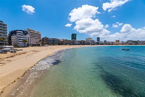 La Playa de las Olas en la Temporada de Invierno