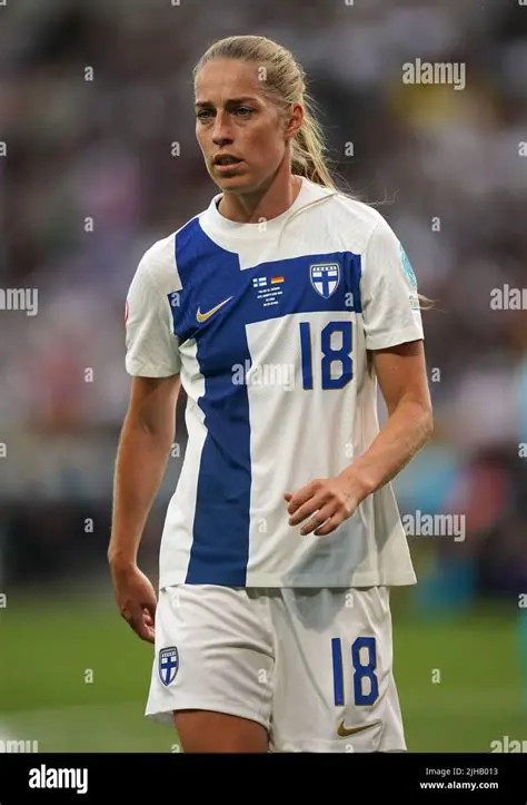 Linda Sällström: Une Icône du Football Féminin Finlandais
