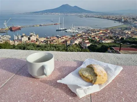 Napoli: Un Paradis al Sudul Italiei, Între Istorie, Cultură și Bucătărie