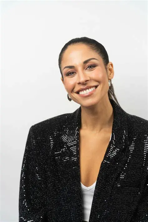 Negah Amiri: La Nuova Stella Nascente nel Panorama Culturale Iraniano