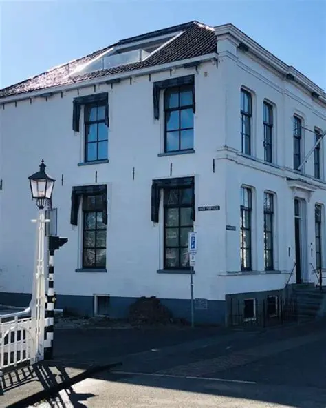 Nicolas Sarkozy Achter de Tralies: Een Overzicht van de Gevangenisstraf en de Juridische Strijd