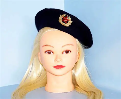 Oscar Berets: A Timeless Accessory with Modern Appeal