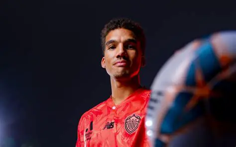 Oscar's Footballing Journey: Examining His Transfer Saga and Impact on the Game