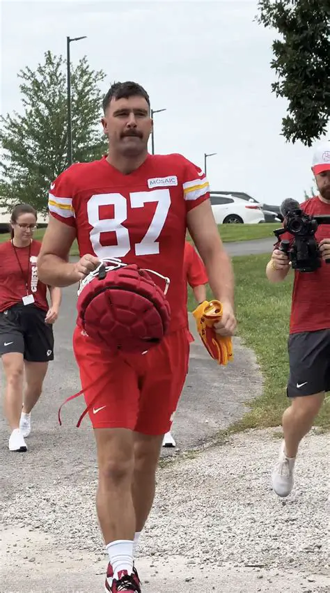 Unveiling the OSCJasonSc Kelce Training Regimen: A Deep Dive into the Eagles Legend's Preparation