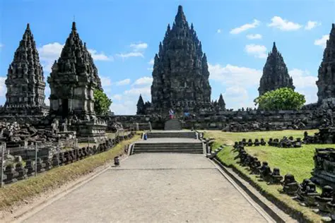 Persaingan Antara Kerajaan Kediri dan Kerajaan Sriwijaya