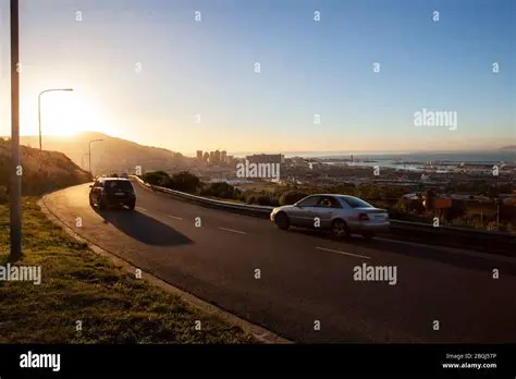 Philip Kgosana Drive: 'n Kykie na hierdie Belangrike Roete in Kaapstad