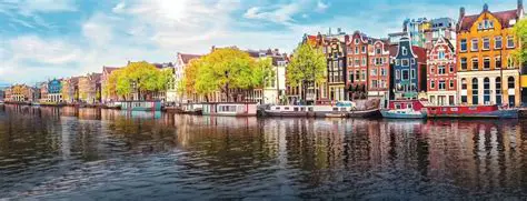 Exploring the *Weather in Amsterdam: May 2023* – A Traveler's Guide to Springtime Charms